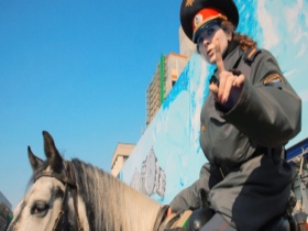Конный патруль. Фото с сайта www.rian.ru