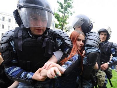 Задержание на Тверской, 12.6.17. Фото: rbc.ru