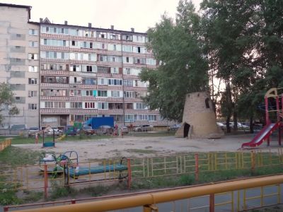 Дом, где жила убитая Настя Муравьева. Фото: Редакция / YouTube