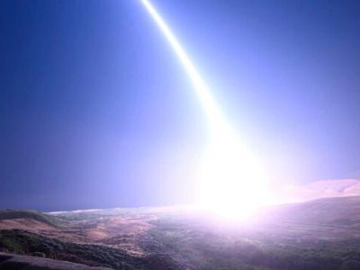 Испытание твердотопливной межконтинентальной стратегической ракеты Minuteman III. Фото: Vandenberg Space Force Base / Facebook 